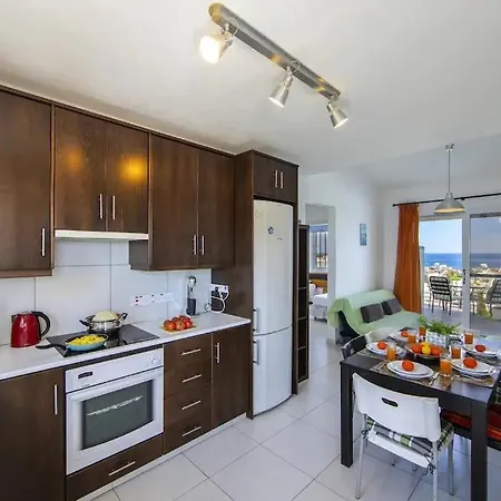 Lägenhet Bay Penthouse 2 Protaras
